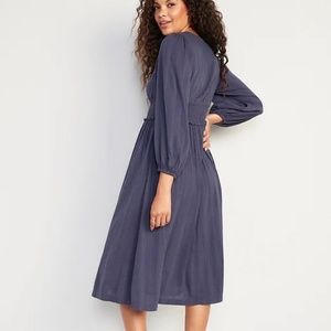 Old Navy | Dresses | Waistdefined Puffsleeve Smocked Midi Dress | Poshmark